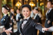 酒店服务员礼仪队伍建设，提升服务体验的核心策略与实践路径